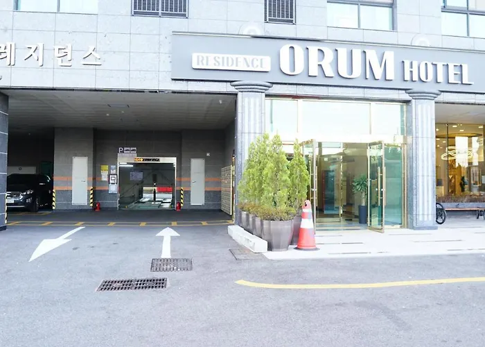 The Port 2* Busan