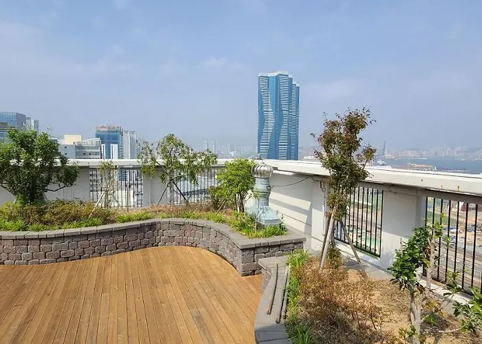 Hotel The Port 2*