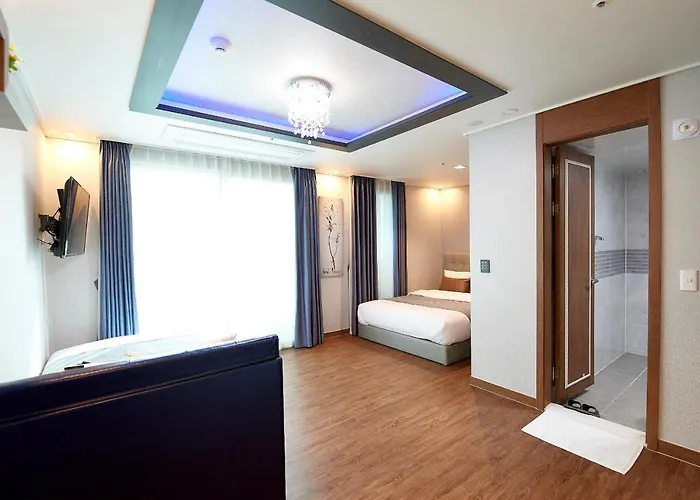Hotel The Port